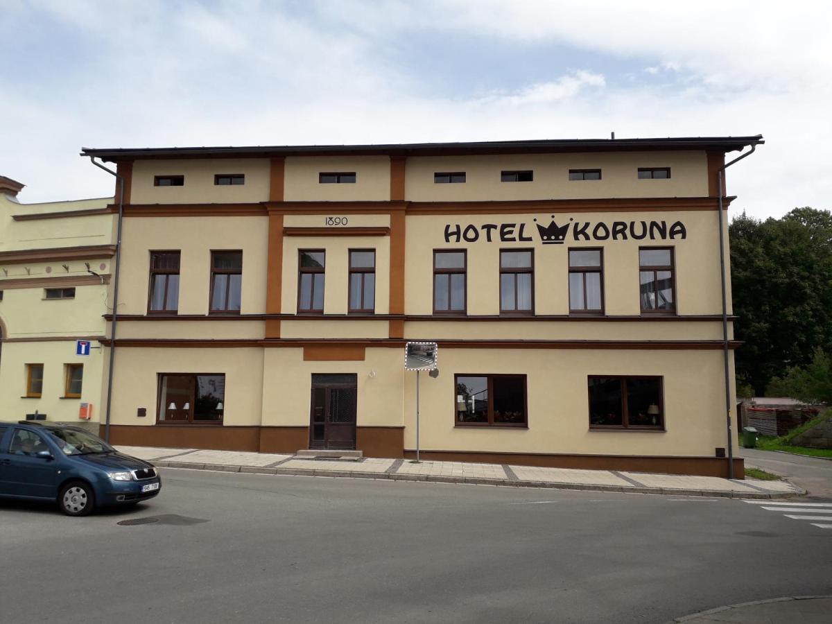 Hotel Koruna Penzion Teplice nad Metují Exterior foto